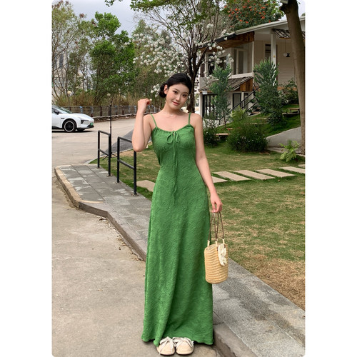 糕冷圆脸[热带果漾]度假风吊带连衣裙夏微胖大码肌理提花a字长裙
