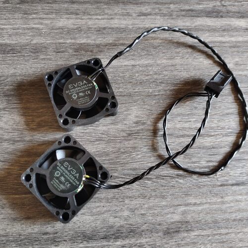 EVGA 3*3*1CM 3CM/厘米 12V 超静音 3010 双珠一对散热风扇