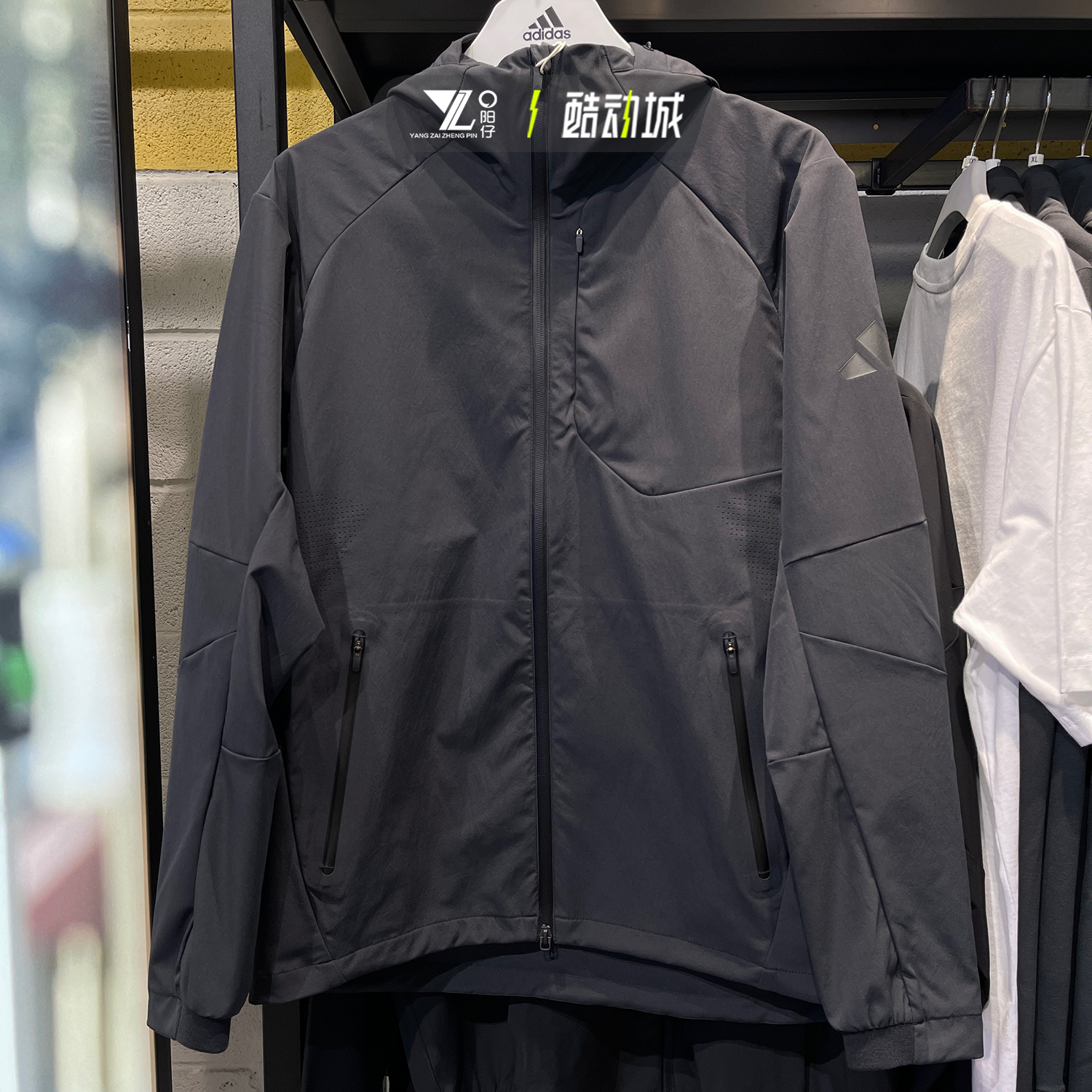 专柜正品Adidas男子休闲夹克外套