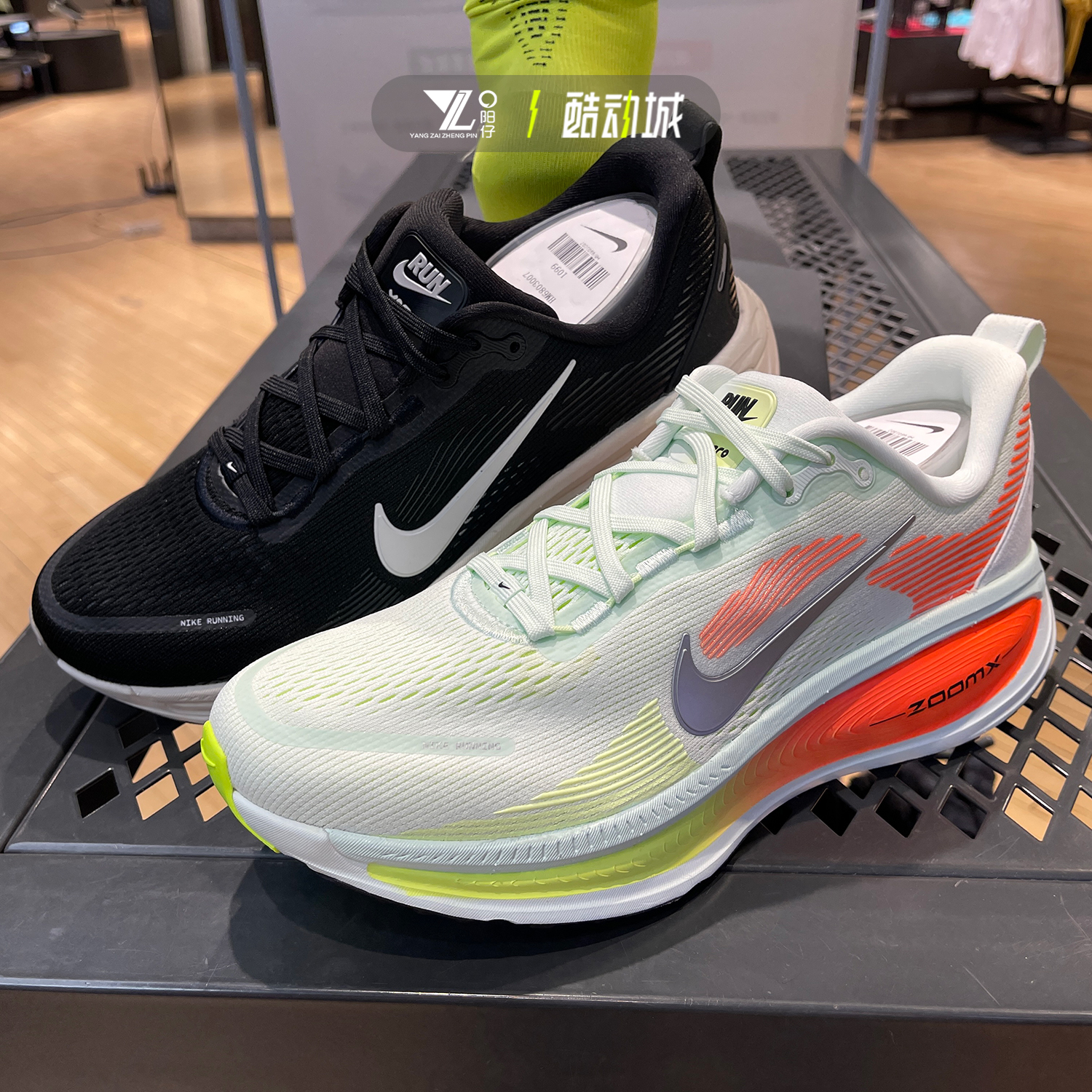 专柜正品耐克男子轻便缓震运动鞋