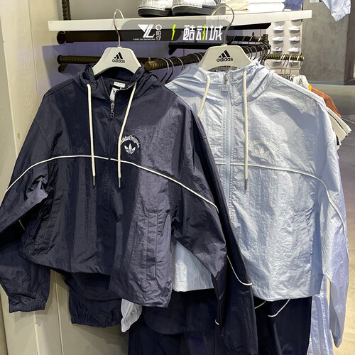 adidas三叶草女子连帽夹克户外