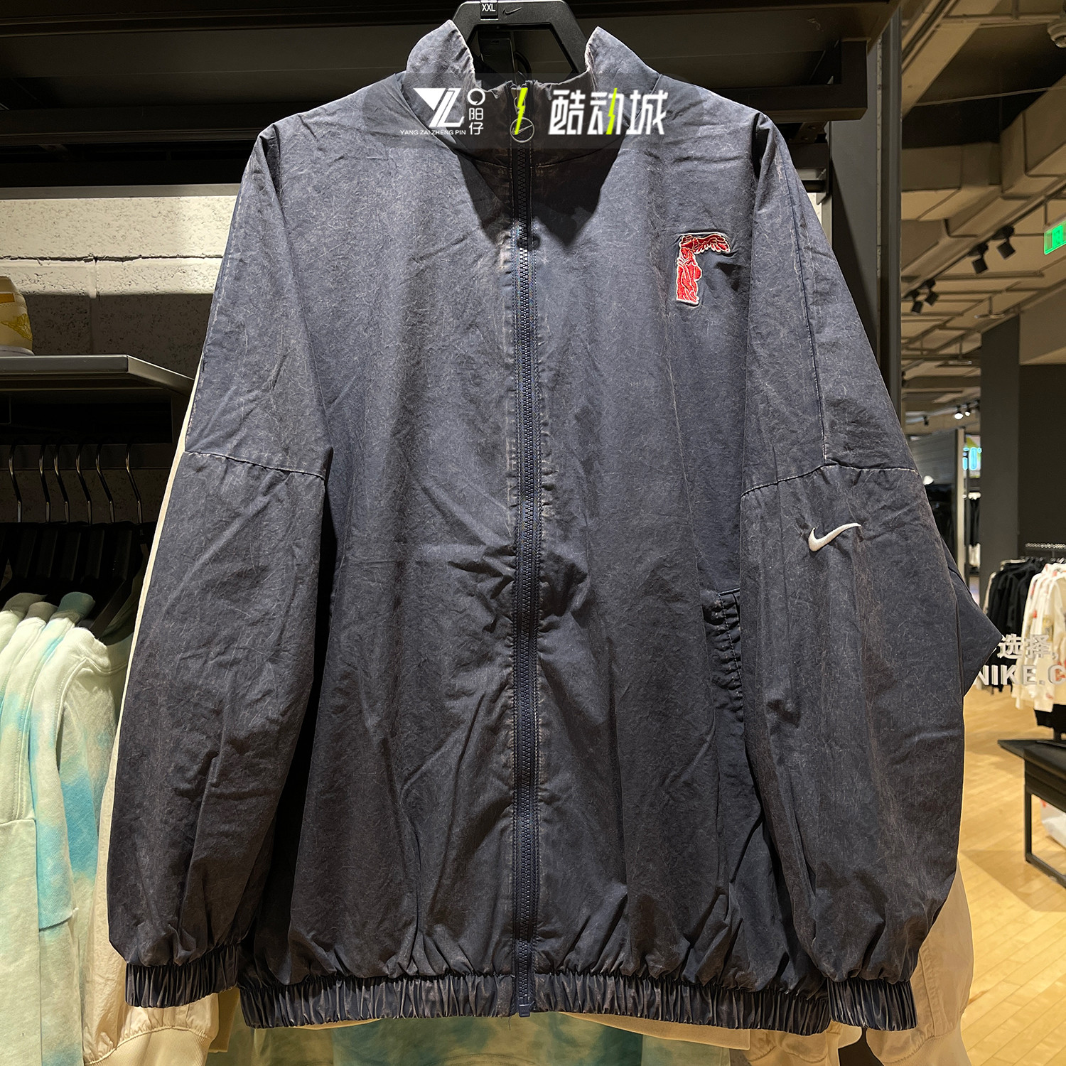 正品耐克女外套复古运动休闲夹克