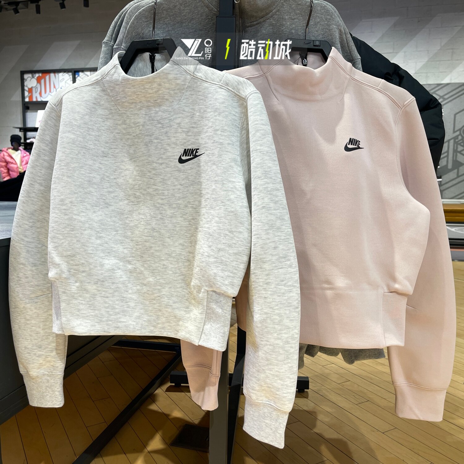 nike耐克秋冬时尚短款加厚卫衣女子简约潮流套头衫HV2797-013-667