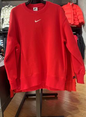 nike耐克女子冬季加绒保暖简约刺绣小标红色圆领卫衣FZ4271-657