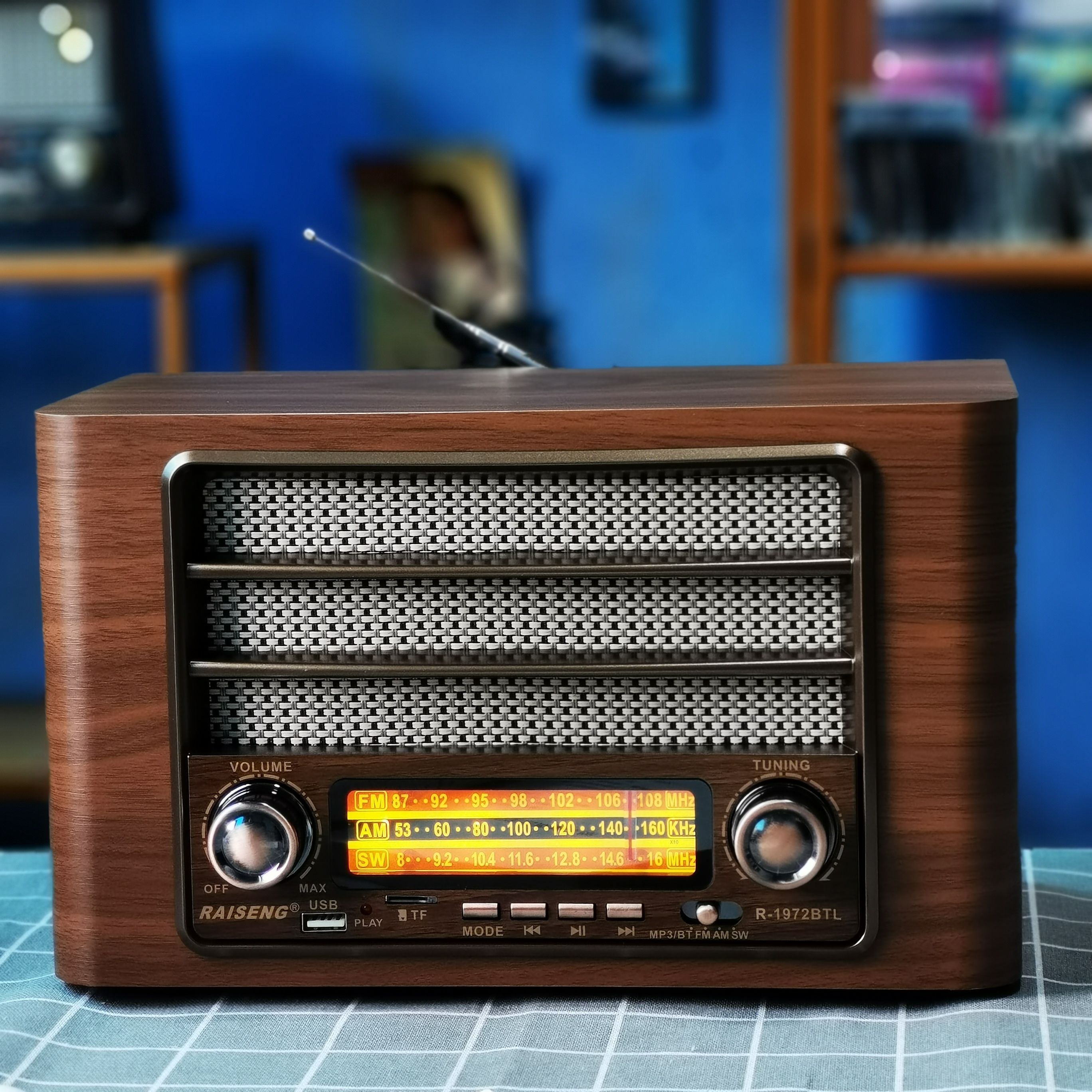 出欧美复古怀旧台式收音机老人蓝牙插卡一体机音箱调频中波短波