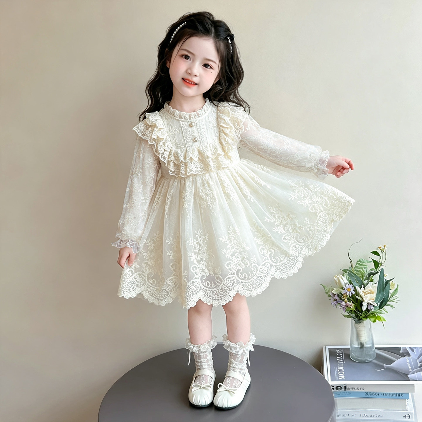 女童连衣裙秋装2026新款儿童韩系超好看蕾丝裙子女宝宝夏季公主裙