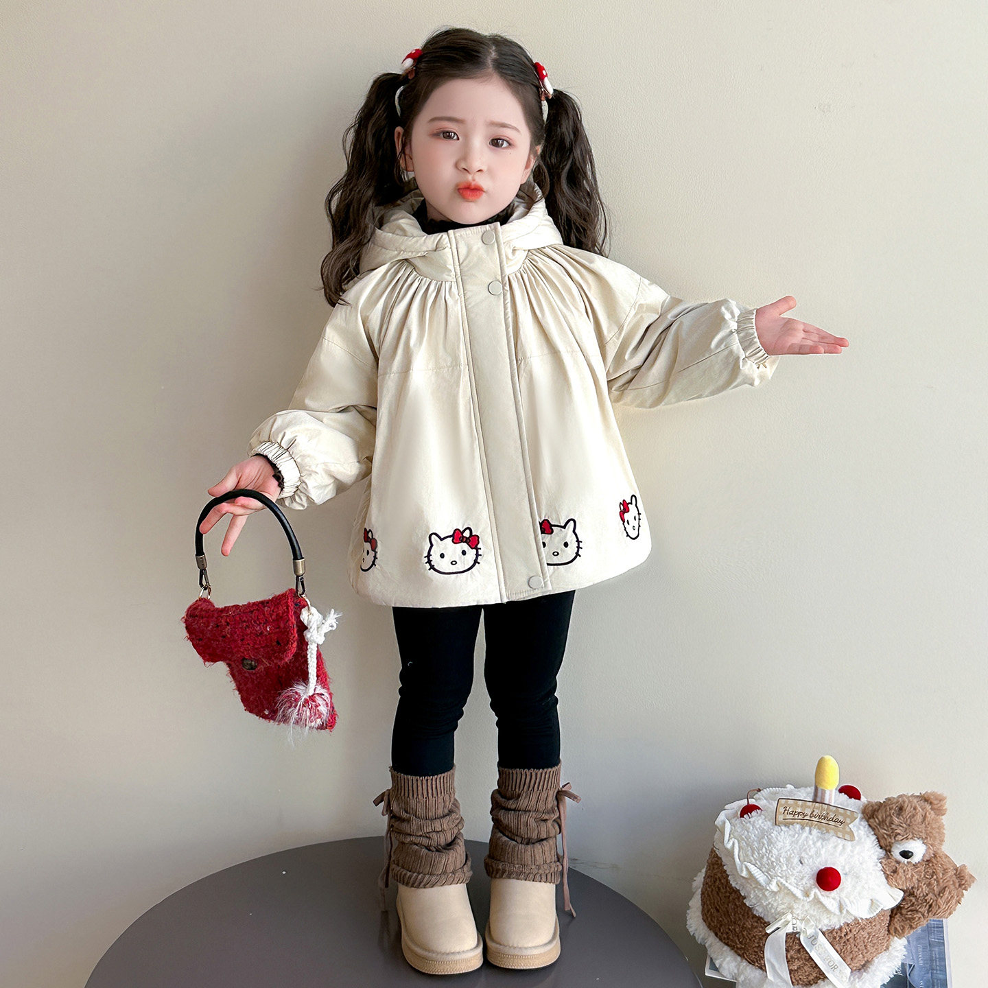 女童薄棉外套2025秋冬季新款韩版儿童KT猫卡通连帽拉链保暖棉服潮