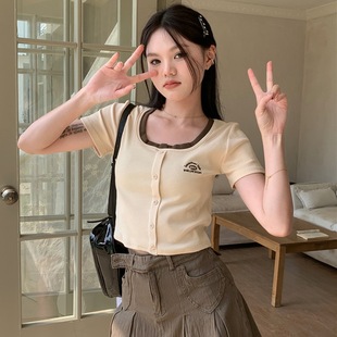 设计感辣妹方领百搭 小四粉丝专享 D348复古高腰刺绣修身