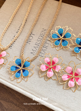新款绳带滴油花朵吊坠项链复古小众高级感锁骨链夸张个性时尚项饰