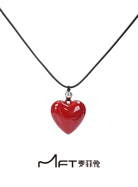 绯色热恋项链安可拉酒红色爱心黑绳项链可调节新年送礼饰品