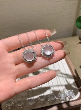 小红同款纯天然高冰种太阳花水沫玉玉髓项链女时尚百搭白玉髓吊坠