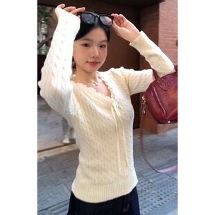 大码 韩系甜美蝴蝶结系带V领麻花毛衣女秋冬减龄木耳边拼接针织衫
