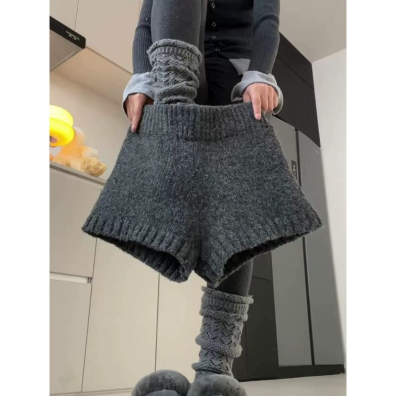 大码胖MM灰色简约高腰毛呢阔腿裤女秋冬季显瘦百搭松紧腰针织短裤,女装/女士精品,大码裤装,淘宝优惠券,粉丝福利购,淘宝优惠卷