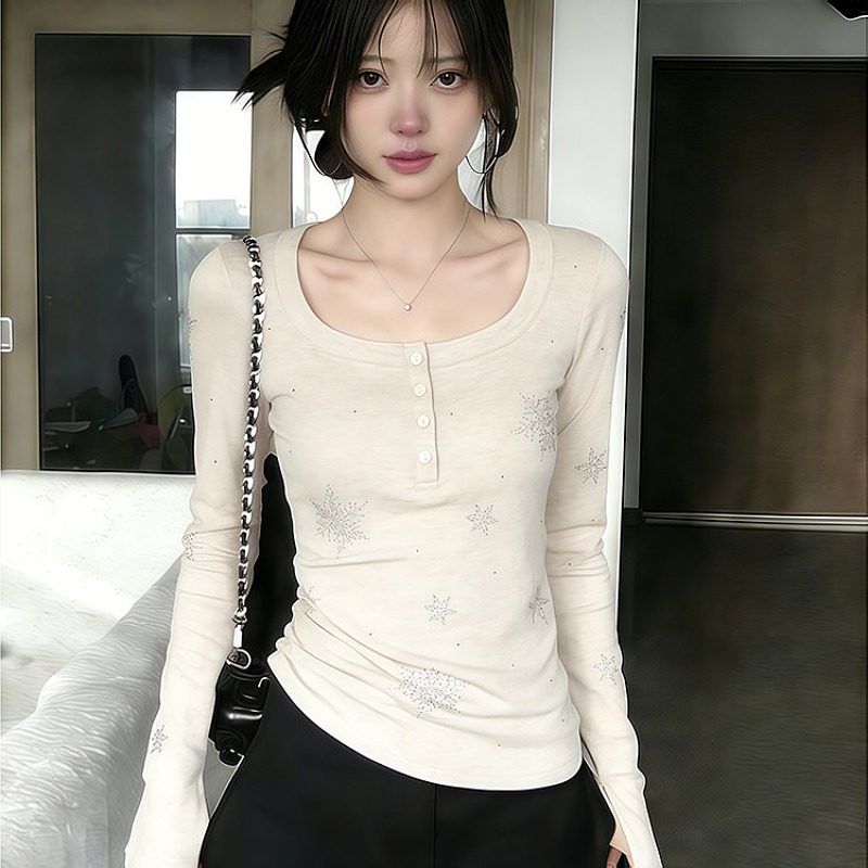 大码胖mm韩系烫钻u型亨利领长袖T恤女春气质辣妹内搭正肩打底上衣,女装/女士精品,大码内搭,淘宝优惠券,粉丝福利购,淘宝优惠卷