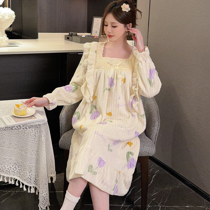 25新款睡衣珊瑚绒睡裙秋冬季女甜美郁金香法兰绒宽松家居服可外穿