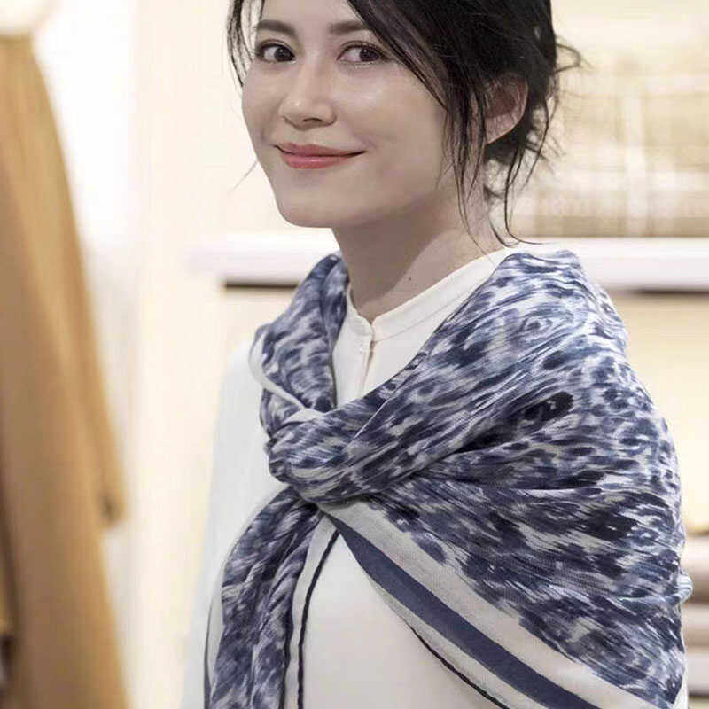 俞飞鸿同款羊绒围巾羊毛大方巾女戒指绒丝巾明星同款空调房披肩薄