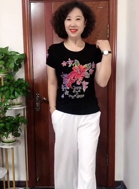 无领黑色重工烫钻妈妈装减龄小衫