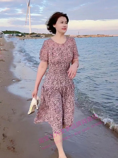 粉色碎花连衣裙中年女士夏季新款度假风短袖收腰减龄气质显瘦裙子