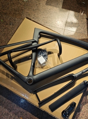 全碳纤维公路车架VENGE自行车架定制整车