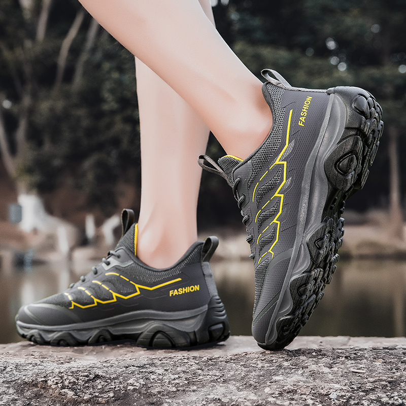 户外运动鞋女跑步鞋防滑登山鞋