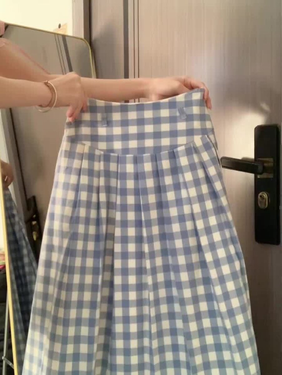 여성을위한 파란색과 흰색 격자 무늬 스커트 여름 2024 대학 스타일 복고풍 격자 무늬 중간 길이 우산 스커트 하이 웨이스트 A 라인 롱 스커트