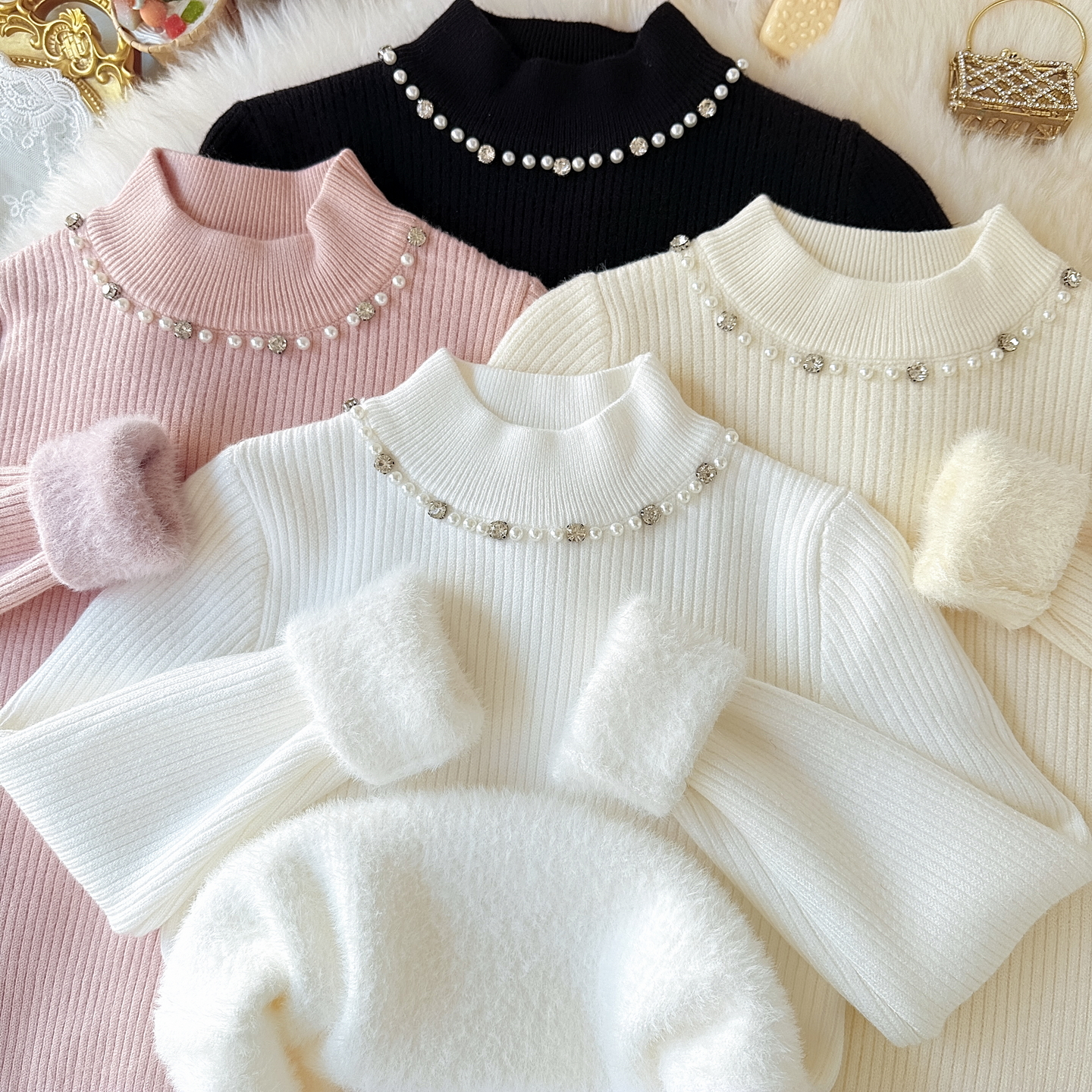 女宝宝毛衣一体绒圆领加厚冬款女童百搭打底衫儿童纯色针织衫加绒