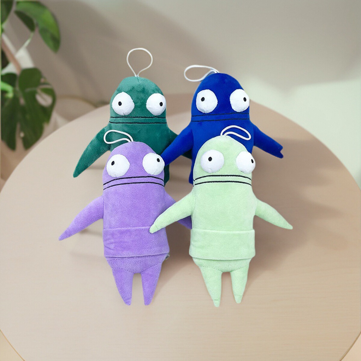 恐怖回收行动邮箱人毛绒公仔玩偶