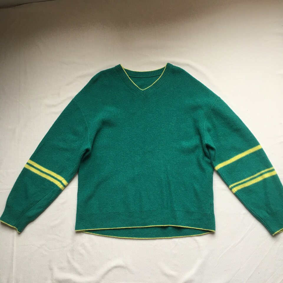 高品质百分百山羊绒 厚实软糯V领绿色针织衫套头毛衣 休闲百搭