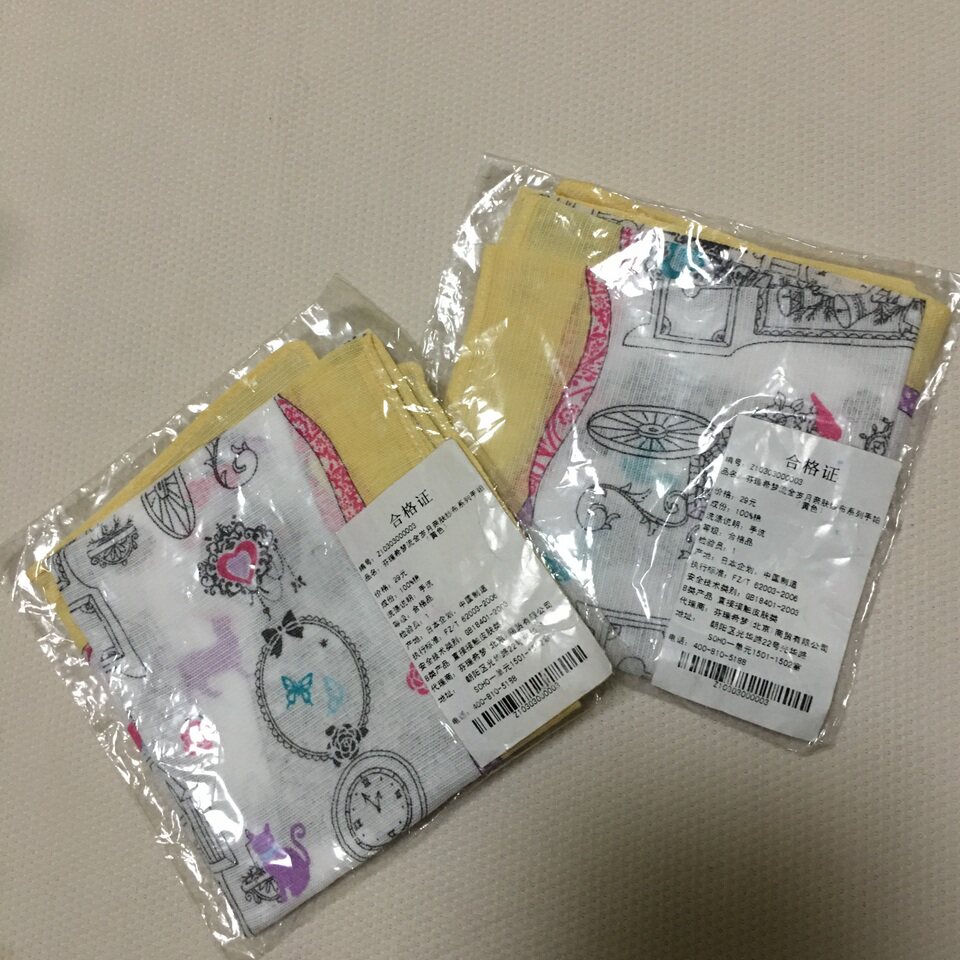 源29 日单F*lissimo流金岁月百分百纯棉纱布精致印花手帕方巾