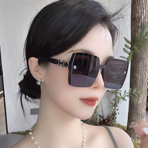 墨镜女款防紫外线方框高级感