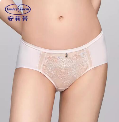 女士内裤安莉芳丝滑性感包臀中腰
