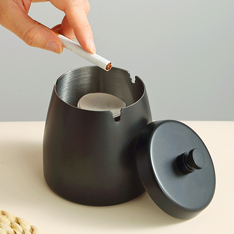 不锈钢烟灰缸配带盖烟缸加厚烟盅网吧咖防飞灰防摔烟