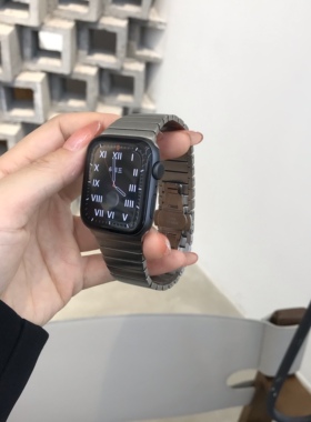 适用Applewatch金属不锈钢表带iwatch8910表带保护壳男女款