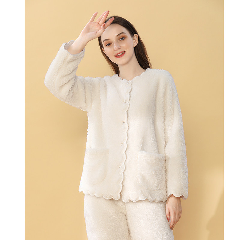 长袖珊瑚绒加厚宫廷风家居服套装