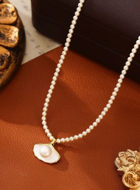 精工款爆款法式复古珍珠项链轻奢高级感白色贝壳吊坠锁骨链女