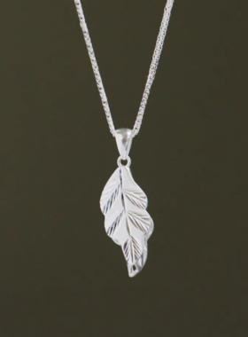 足银金枝玉叶项链女轻奢小众设计感锁骨链2025新款爆款吊坠
