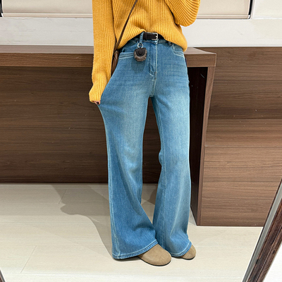 话里设计感挂件紧身牛仔裤