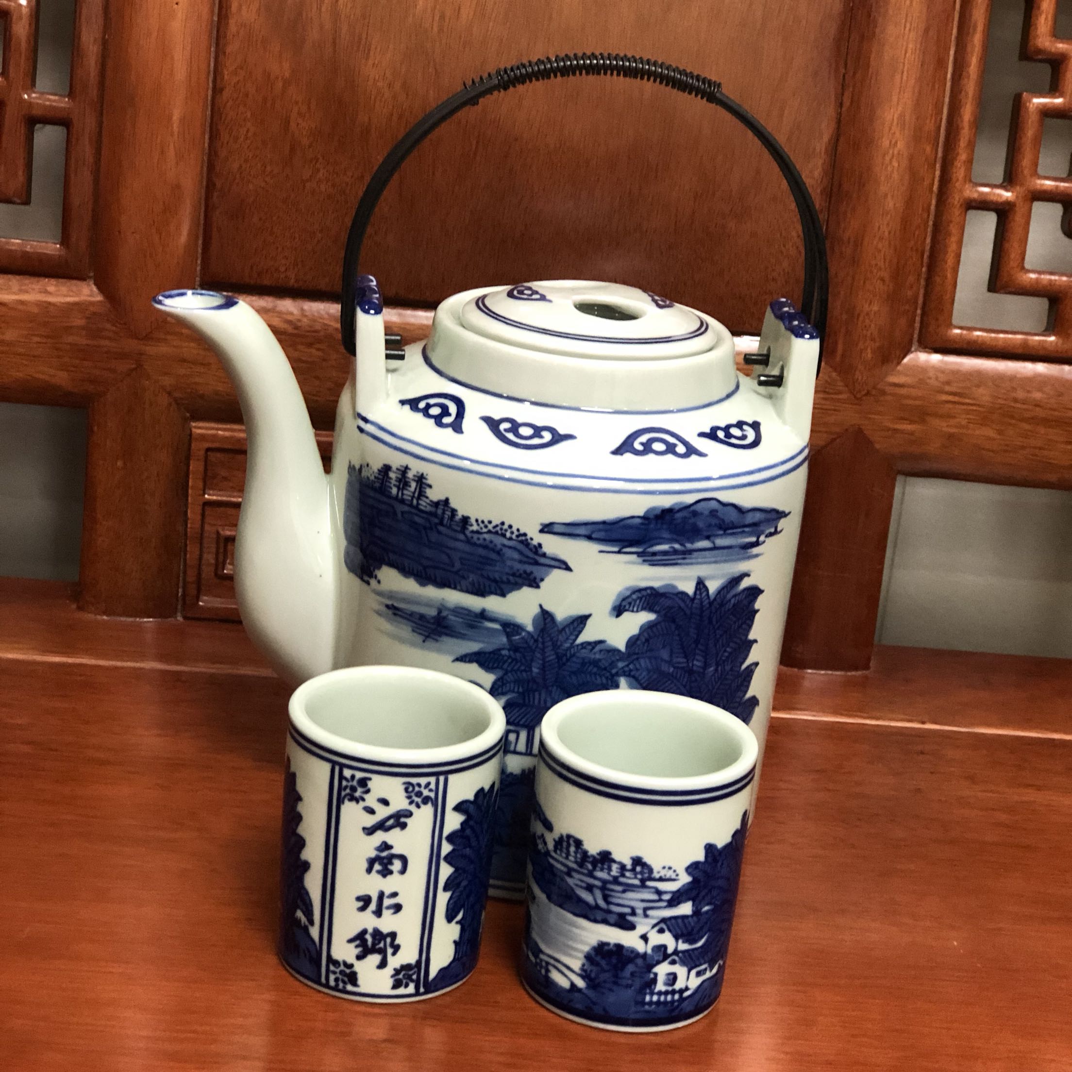 景德镇特厚青花瓷大号复古冷水壶