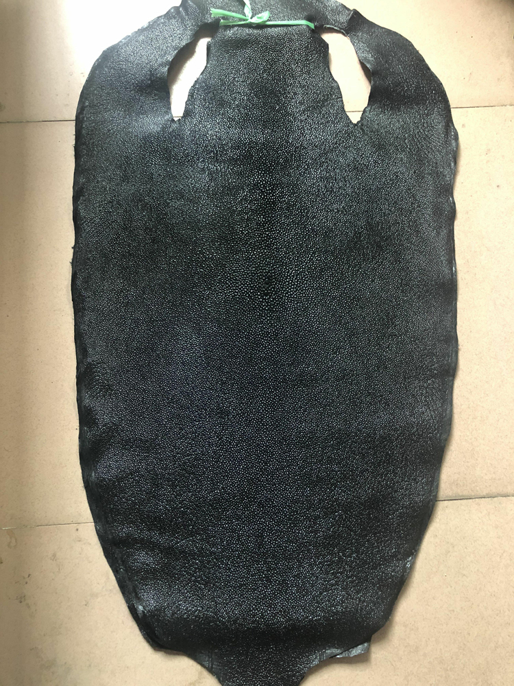 泰国18寸不磨面全黑黑色珍珠鱼皮料魔鬼鱼皮家装硬包料刀鞘套剑鞘