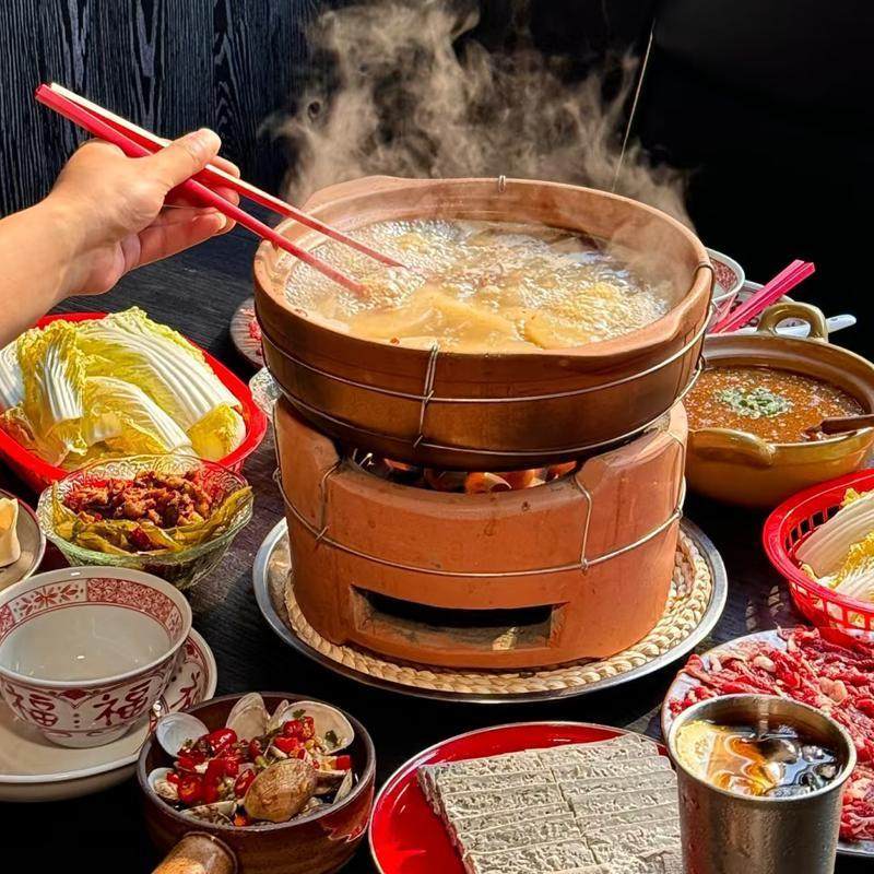 老式炭炉火锅烧烤红泥小火炉碳炉商用家用港式陶土砂锅打边炉子