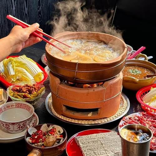 老式炭炉火锅烧烤红泥小火炉碳炉商用家用港式陶土砂锅打边炉子