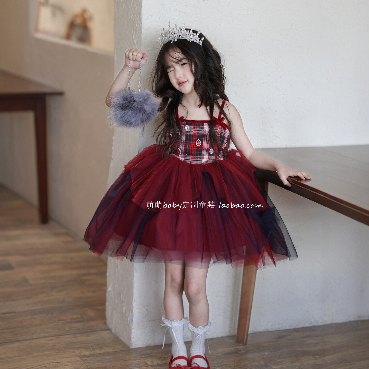 女童红色格纹网纱蓬蓬吊带连衣裙2026夏季女孩表演公主裙生日礼服