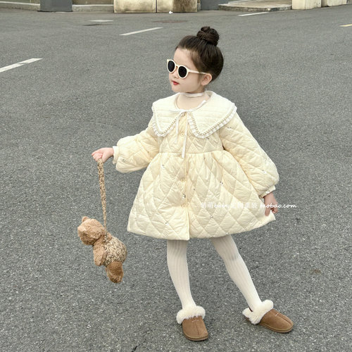 女童压棉菱形格珠花棉衣外套