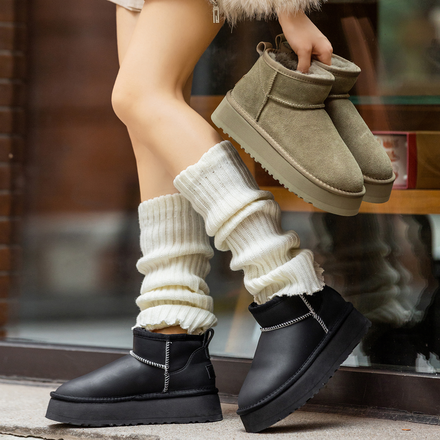 周冬雨同款雪地靴女2025冬季新款羊皮毛一体短靴厚底防滑加厚棉鞋