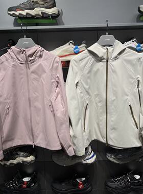 李宁冲锋衣2025新款户外CF溯万龙甲女子防泼水防风外套AEMV040