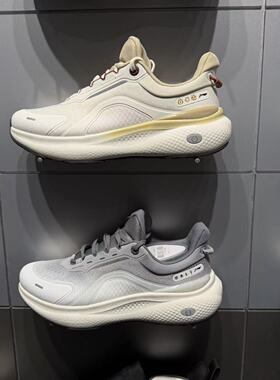 李宁SOFT PLUS 2男2026春季新款反光防泼水舒适潮流休闲鞋AGLW013