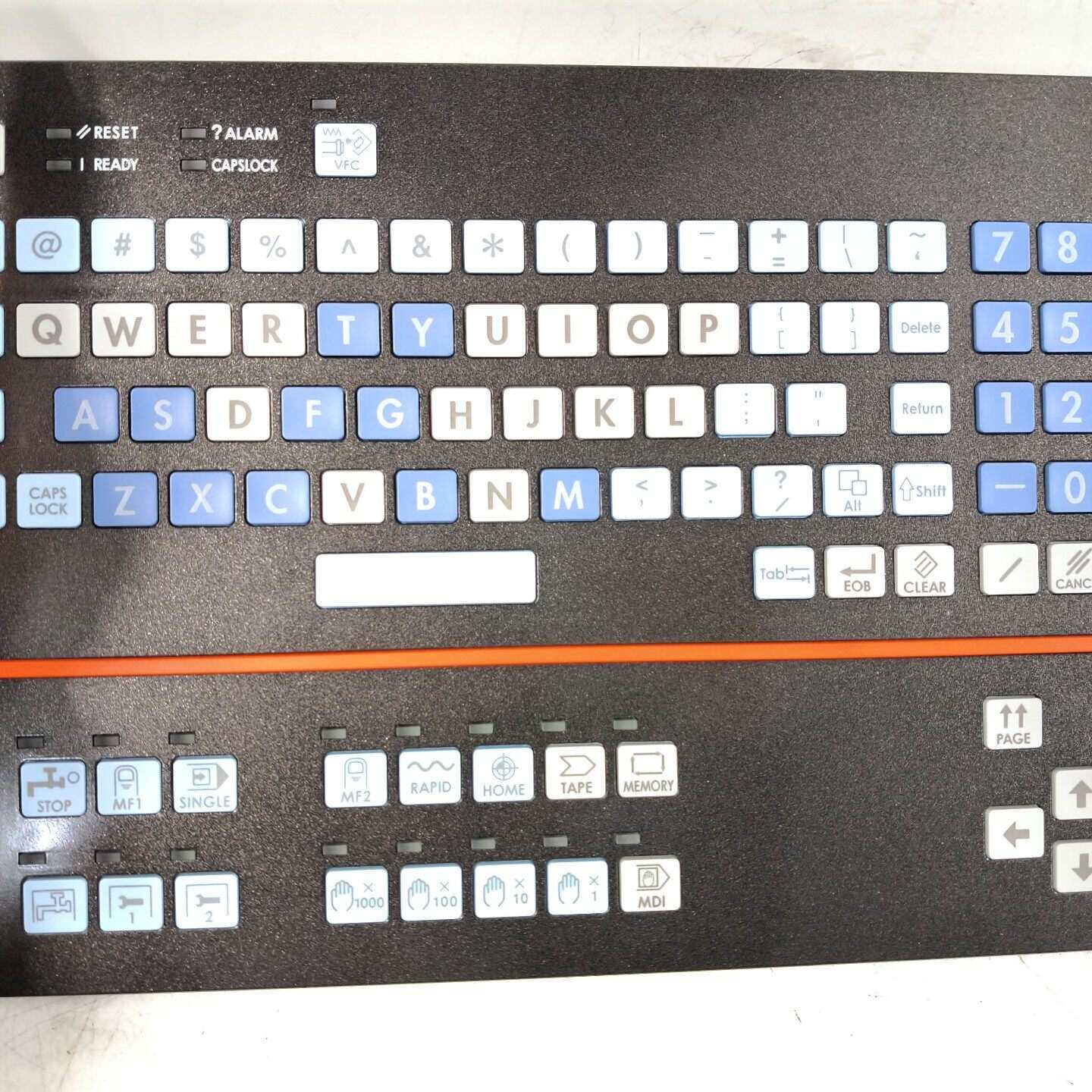 咨询三菱马扎克FCU7-YZ032按键盘+IO板HN354，议价