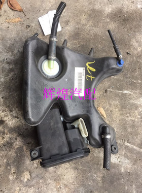E70碳罐X5 E53E60 520 523 530 E90 318 320 325 328活性碳罐