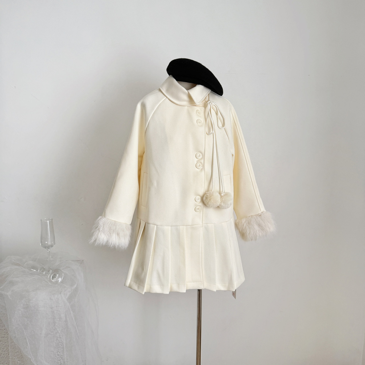 ANNATTO 雪国来信 原创冬季千金少女风白色大衣拼接连衣裙外套女