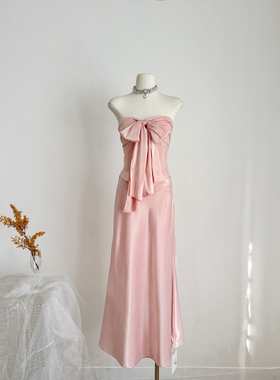 JAYKY YANG莉莉丝蕾丝鱼骨蝴蝶结抹胸高腰锻面鱼尾半裙两件套